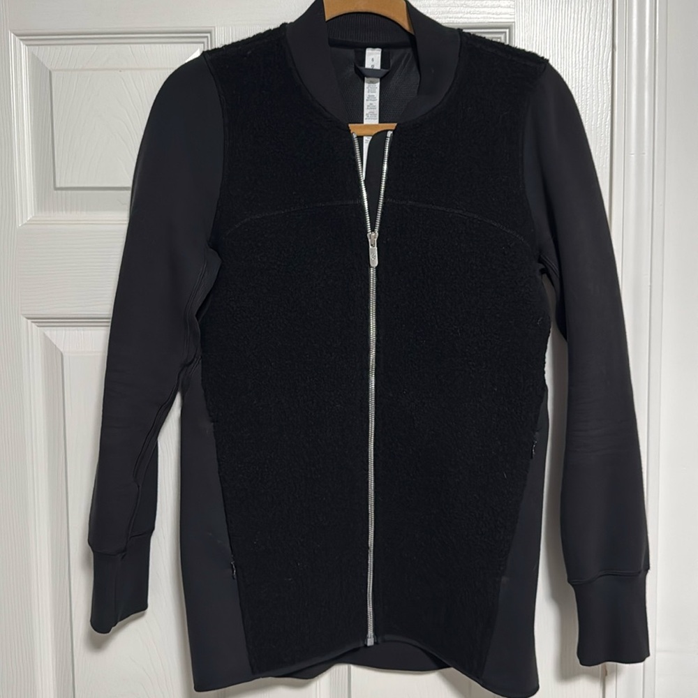 Lululemon Stand Out Sherpa Jacket